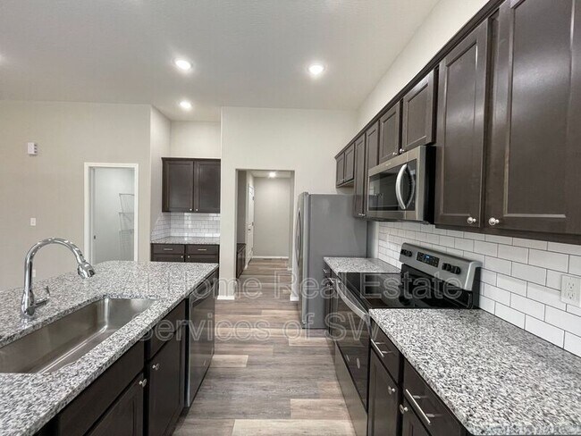 Photo - 656 S Southgate Dr