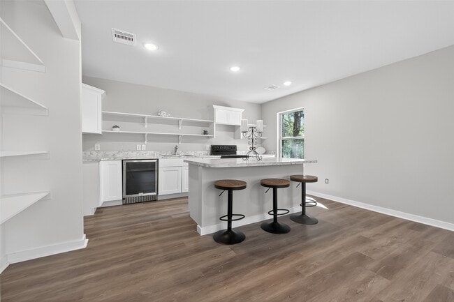 Photo - 154 Lakeview Dr