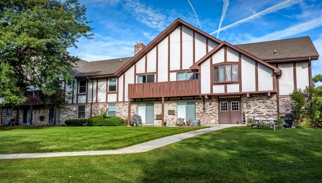 English Meadows Apartments