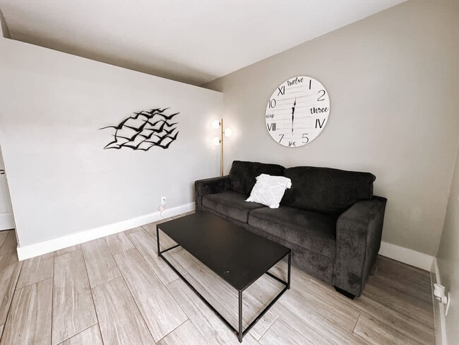 Photo - 50 Davie Blvd Unit SI FL1-ID1503926P