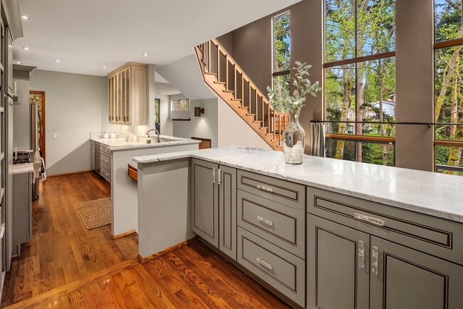 Photo - 7215 175th St SW