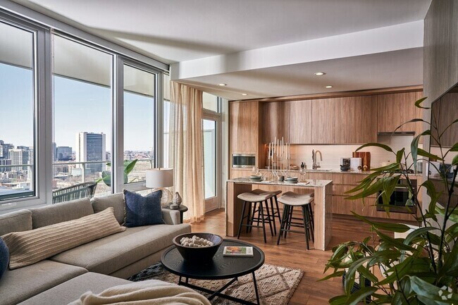 Building Photo - 204 W Hill St Rental