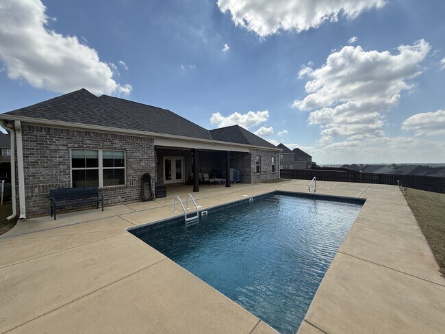 Photo - 1385 Witherspoon Dr