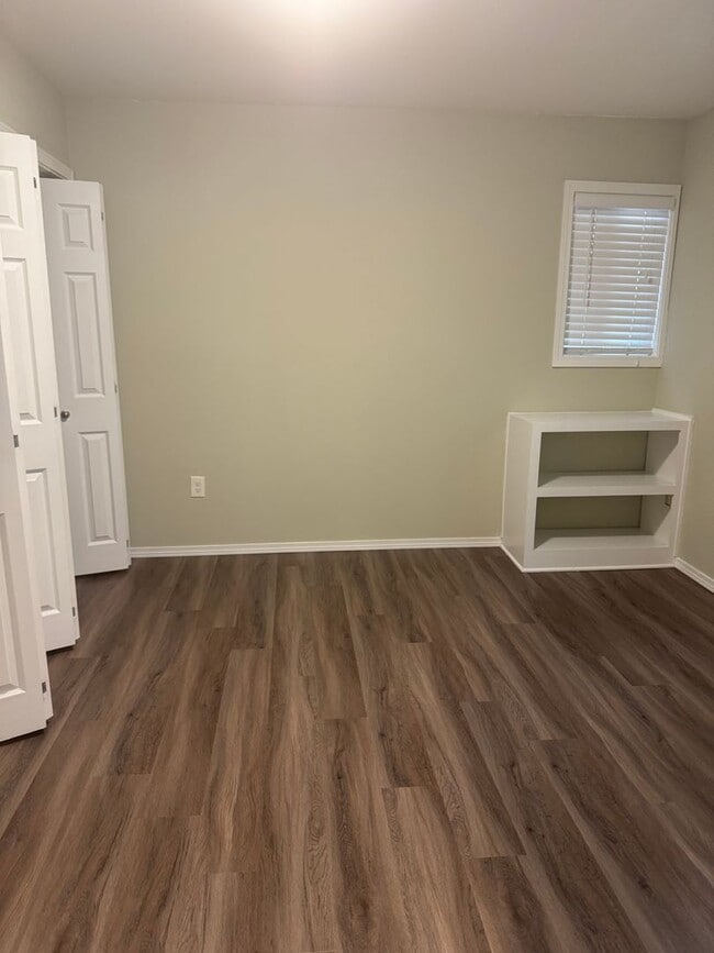 11015 Kendrick St SW Unit B