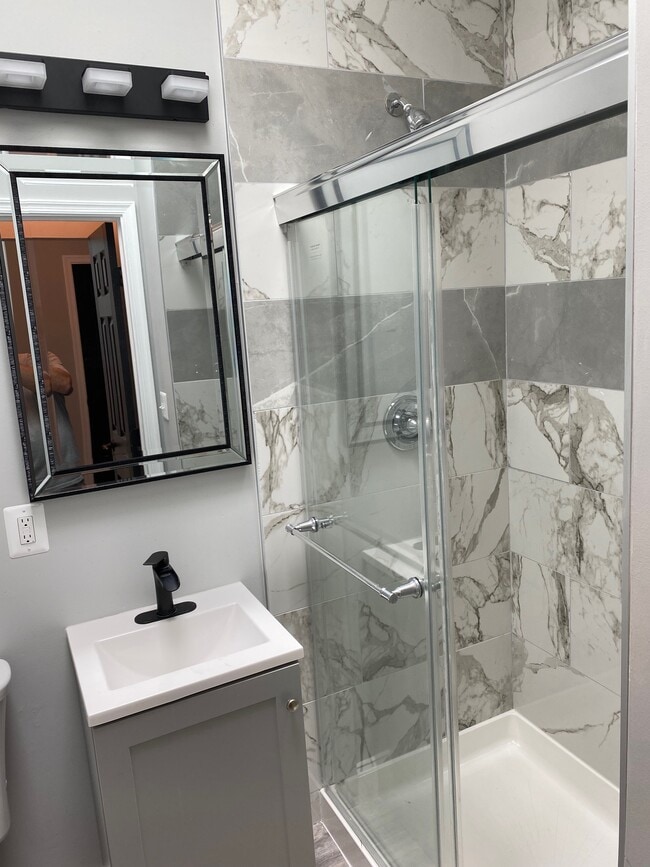 Photo - 2311 Anoka Ave Unit 2C Available $700