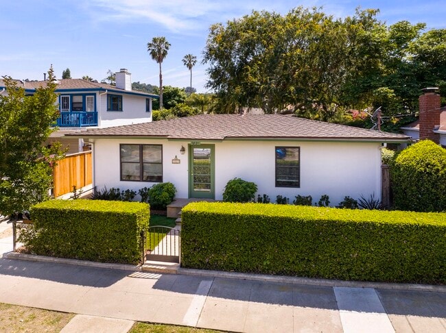 Photo - 1821 Chino St Unit A