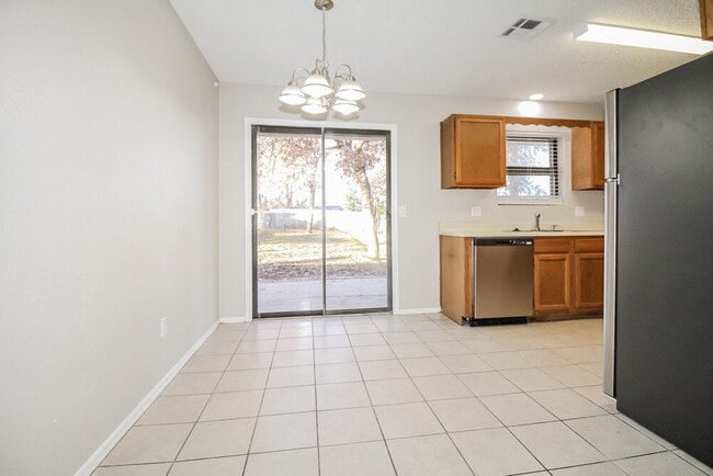 Photo - 10321 Koch Dr