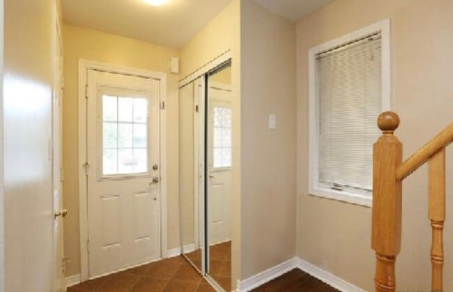 Photo - 148 Cadillac Cres