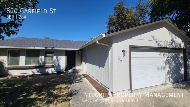 Photo - 820 Garfield St Casa