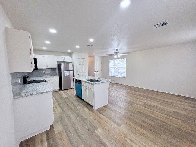 Photo - 955 Hamilton Falls