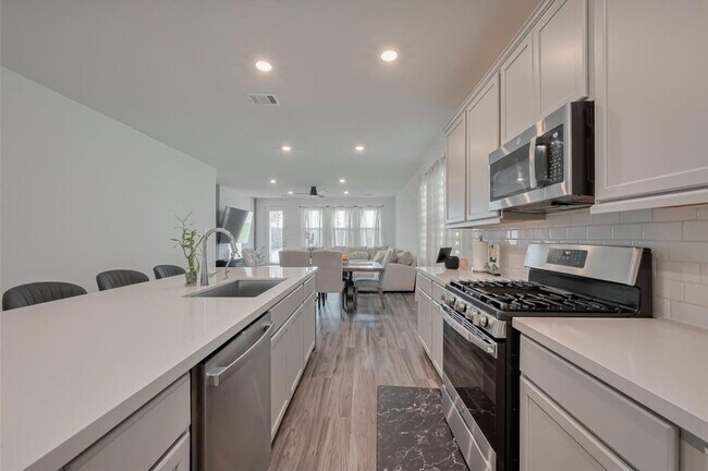 Photo - 21611 Shadowbrook Birch Dr