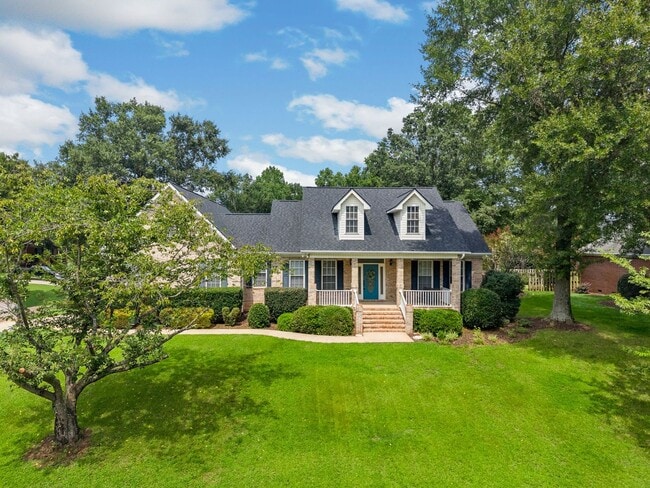 Photo - 708 Symmetry Ct