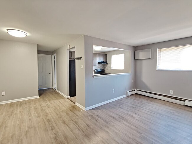 Photo - 308 Main St Unit A7