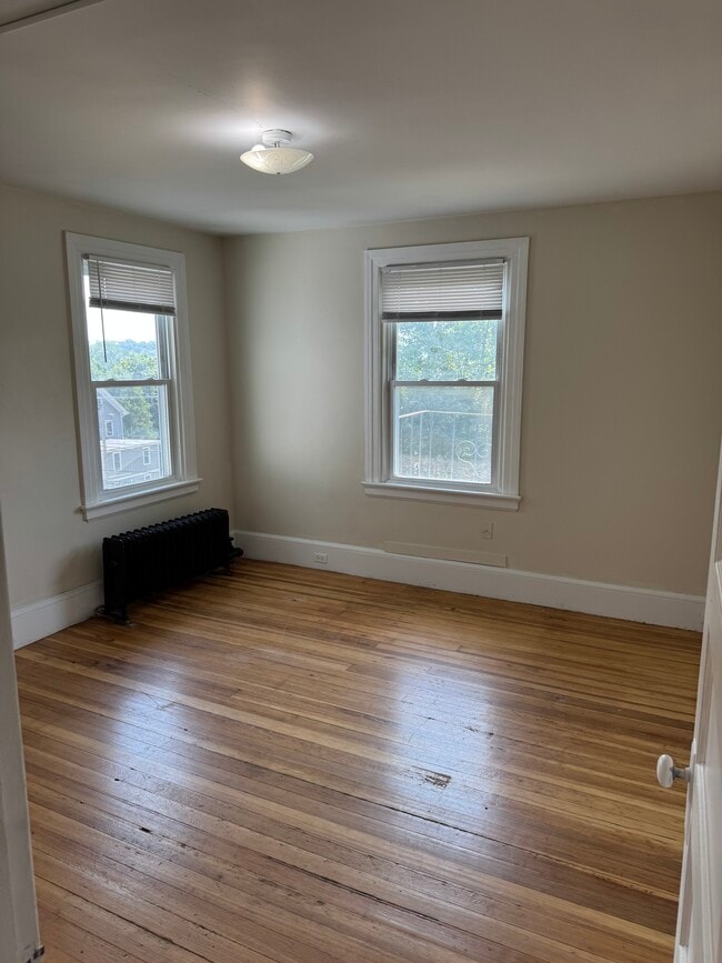 415 Blackstone St Unit 2