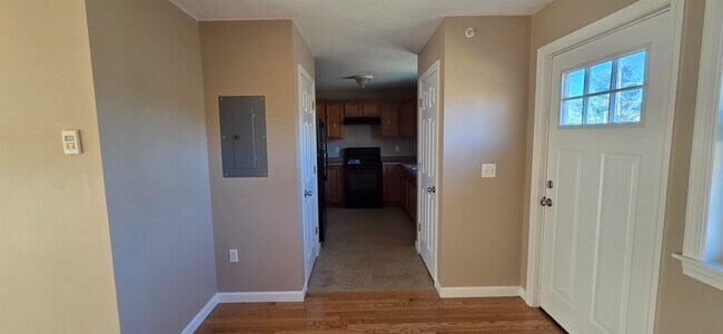 Photo - 41 Beatrice St Unit D