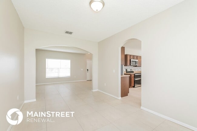 Photo - 133 Carlisle Ct