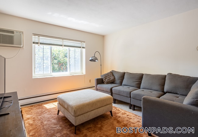 Photo - 1 Brattle Dr Unit 6