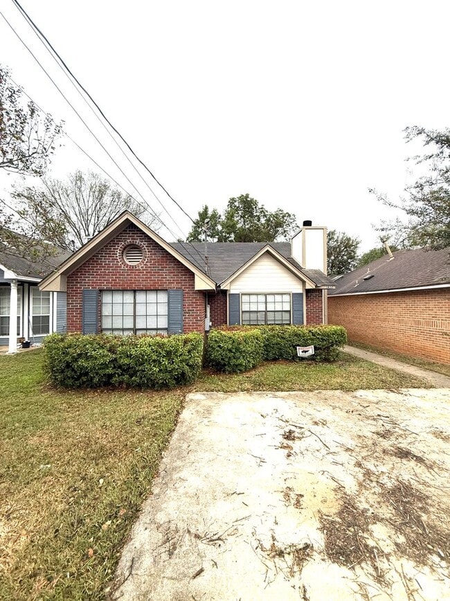 ** Great 3 bed 2 bath ** Perry Hill Road! ... - ** Great 3 bed 2 bath ** Perry Hill Road! ...
