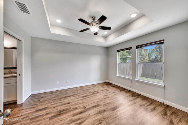Photo - 205 Woodlawn Ct