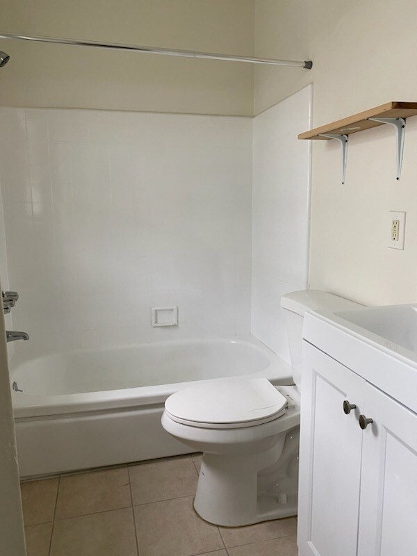 Photo - 2954 James M Wood Blvd Unit 2