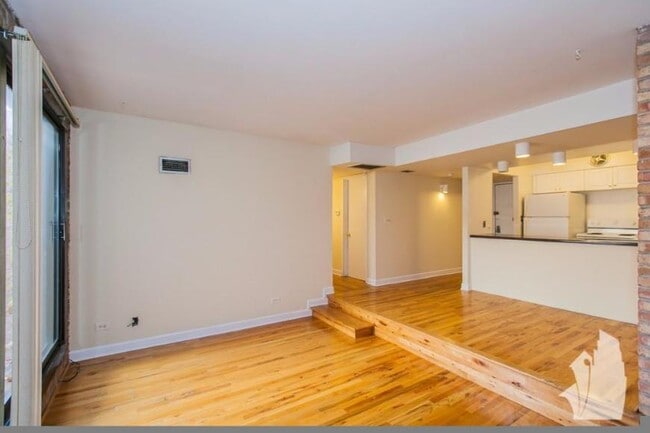 Photo - 2 bedroom in Chicago IL 60610 Unit A4
