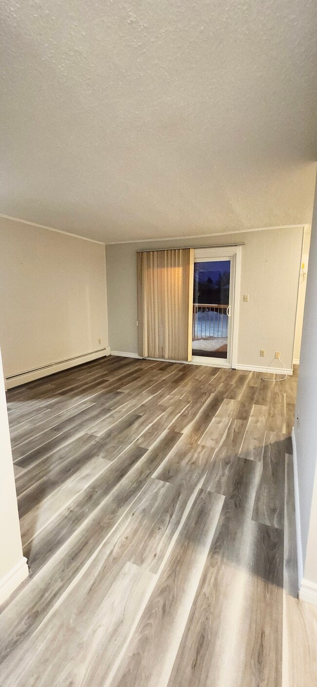 Photo - 145 Kemp Cres