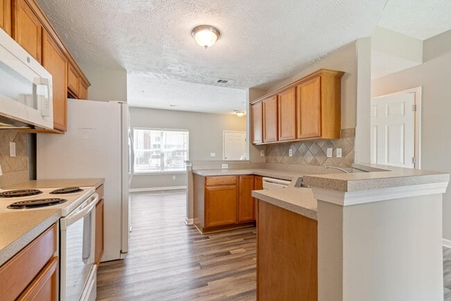 Photo - 1020 Somerset Springs Dr