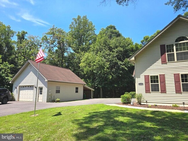 Photo - 15401 Jamies Way