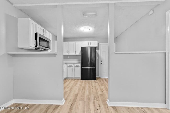 Photo - 7230 Melvin Rd