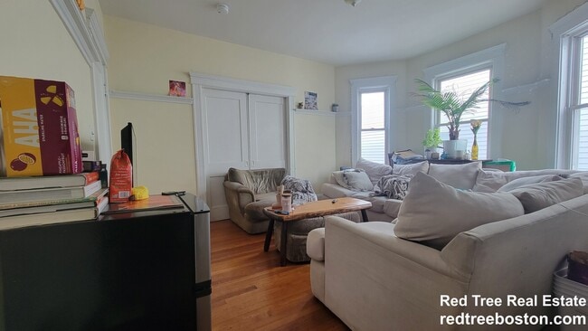 Photo - 35 Chester St Unit 3