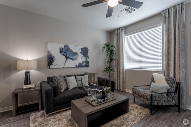 1BR, 1BA - A2 - 810 SF