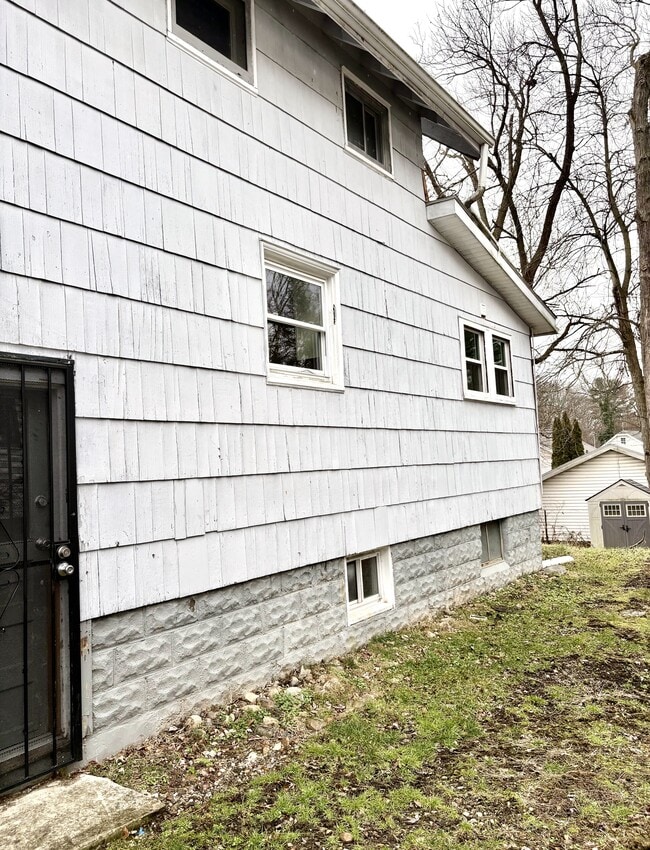 Photo - 1174 Tampa Ave