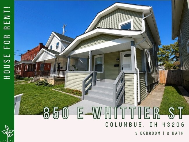 Building Photo - Elegant 3-Bedroom Home with Designer Finishes & Private Backyard!