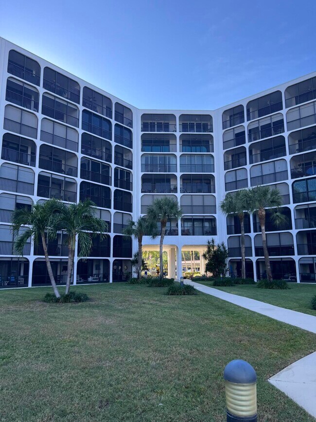 Photo - 1629 Riverview Rd Unit 716