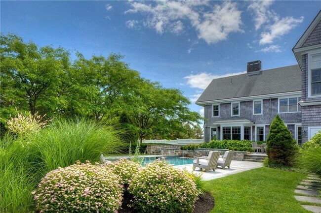 271 Carnegie Harbor Dr