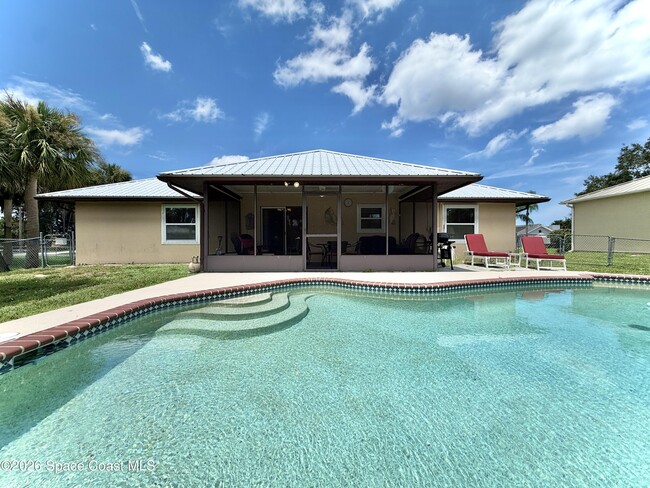 Photo - 757 Beard Ave