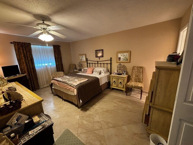 Photo - 701 Lori Dr Unit 204