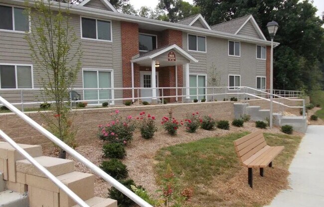 Photo - 808 Treewood Dr