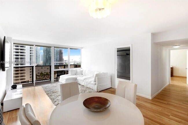 Photo - 600 NE 36th St Unit 1717