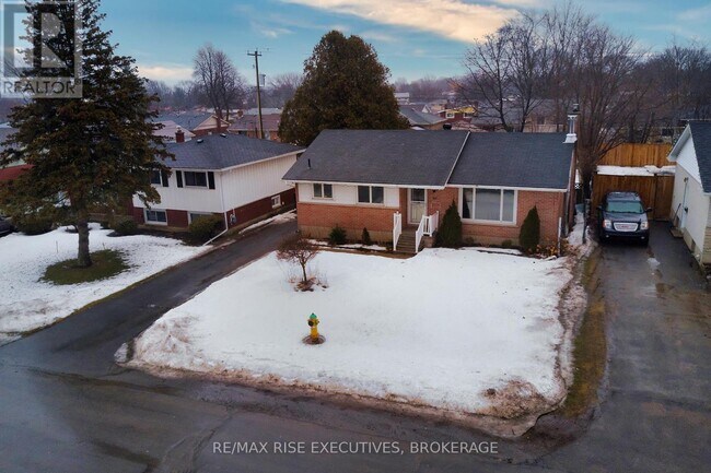 Photo - 86 Morenz Crescent