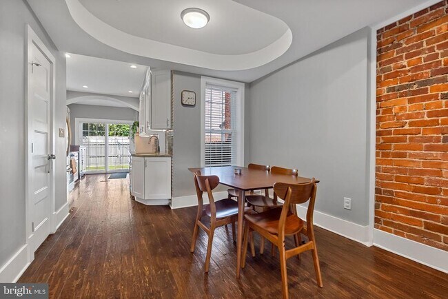 Photo - 1182 Morse St NE