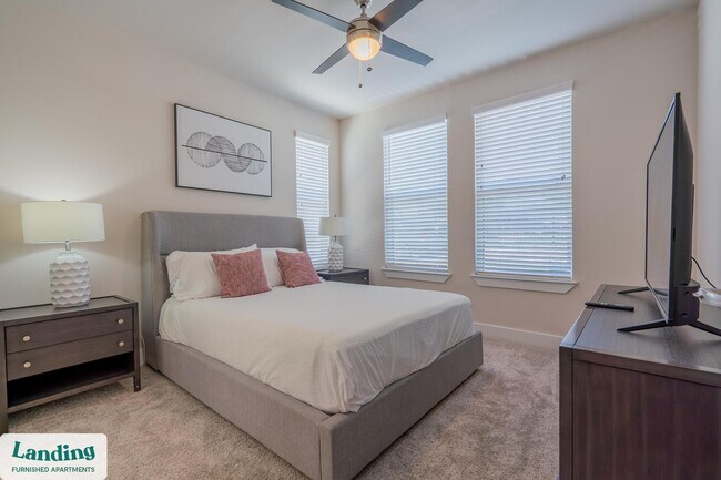 Photo - 15950 Chase Hill Blvd Unidad 8302