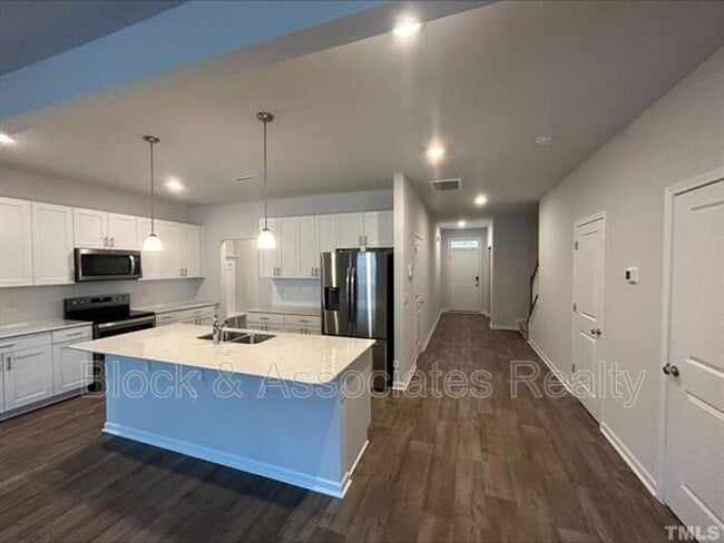 Photo - 29 Verona Dr