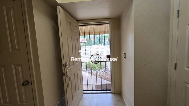 Photo - 311 E Suntree St