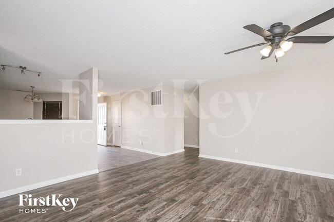 10913 Miller Dr