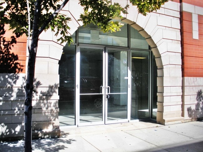 Photo - 2740 W Armitage Ave