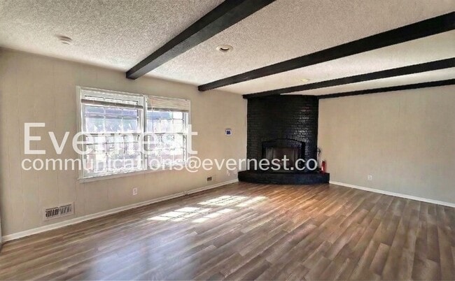 Photo - 13002 Crystal Ave