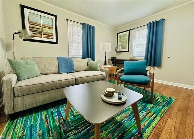 Photo - 918 Harris St