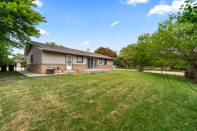 Photo - 109 Landmeier Rd