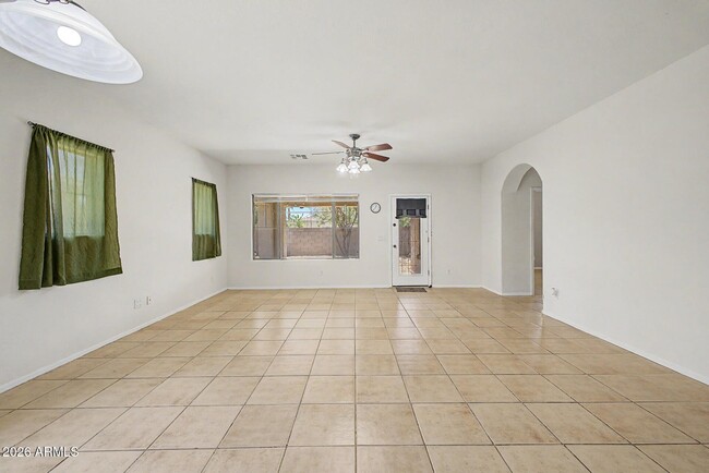 13271 W Clarendon Ave